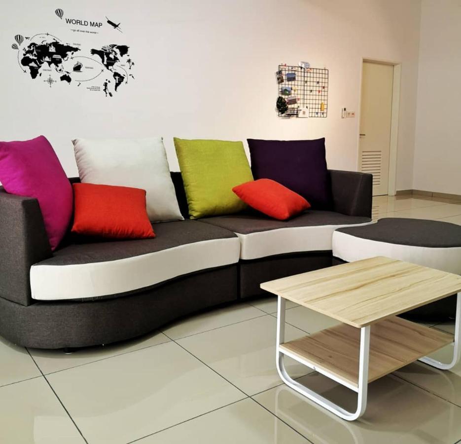 Holiday Homestay Seremban Exterior photo